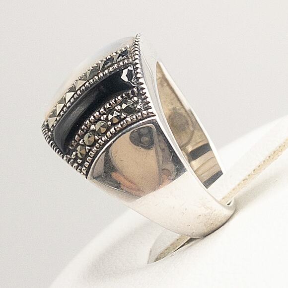 Sterling Silver Marcasite Onyx Mother of Pearl Statement Ring Size 7 - Picture 12 of 14